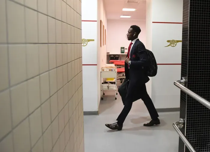 Framed Print : Arsenal: Danny Welbeck's Pre-Match Focus before Arsenal v West Ham United (2017-18)
