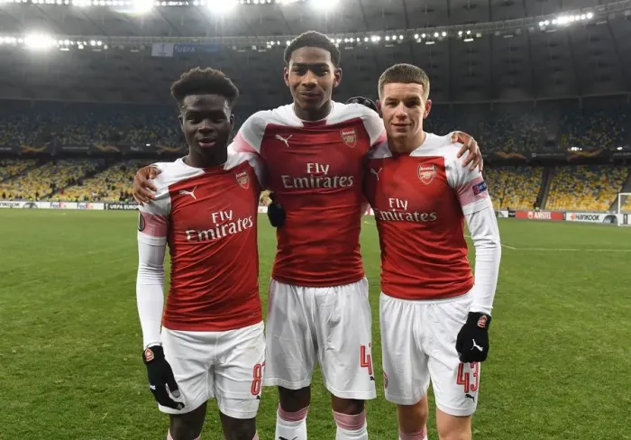 Framed Print : Arsenal debutants Bukayo Saka, Zech Medley and Charlie Gilmour. FC Vorskla Poltava 0