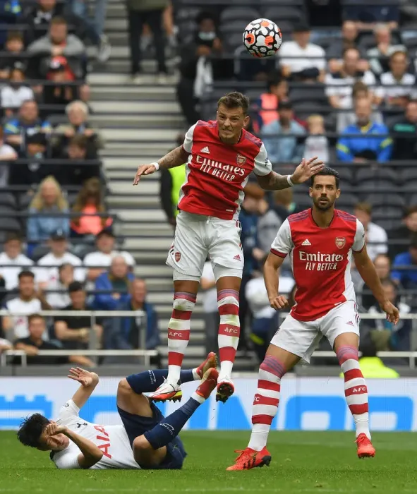 Framed Print : Arsenal Defend Against Tottenham: The MIND Series Clash, 2021-22