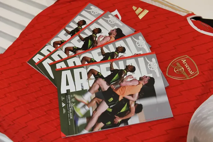 Framed Print : Arsenal Dressing Room: Match Programs Before Arsenal vs. Crystal Palace (2023-24)