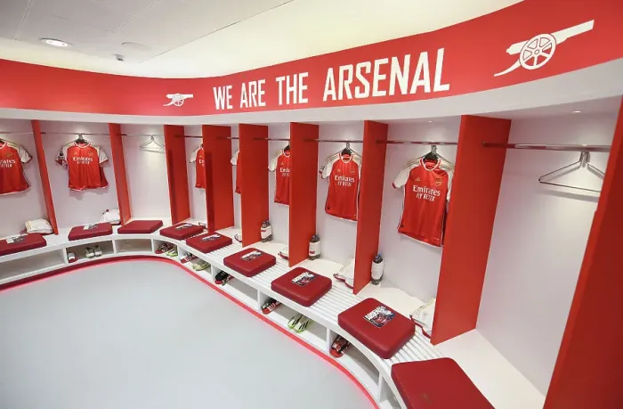 Framed Print : Arsenal Dressing Room: Pre-Match Preparation vs Nottingham Forest (2023-24)