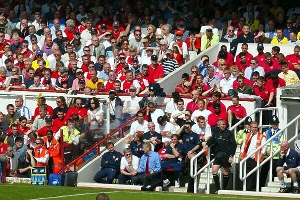 The Arsenal Dug Out. Arsenal 2:1 Leicester City