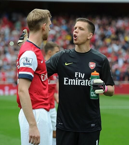 Arsenal Duo: Per Mertesacker and Wojciech Szczesny Before Arsenal v Aston Villa (2013-14)