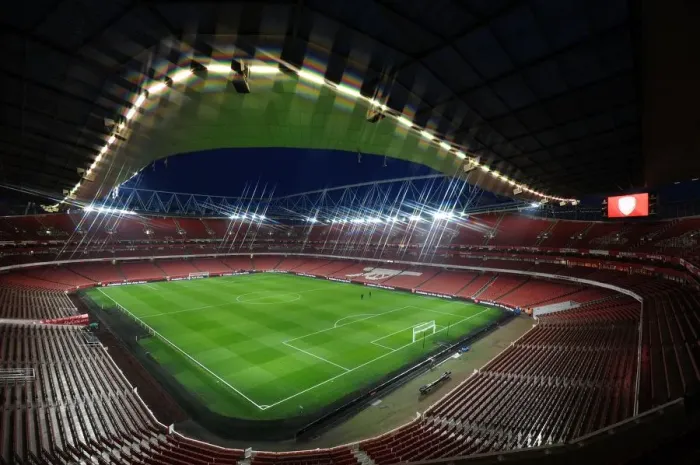 Framed Print : Arsenal at Emirates Stadium: FA Cup Third Round Replay Against Swansea City (2012-13) Framed Print : Arsenal at Emirates Stadium: FA Cup Third Round Replay Against Swansea City (2012-13)