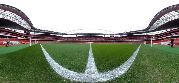 Arsenal at Emirates Stadium: Pre-Match Scene (Arsenal v Stoke City, 2017-18)