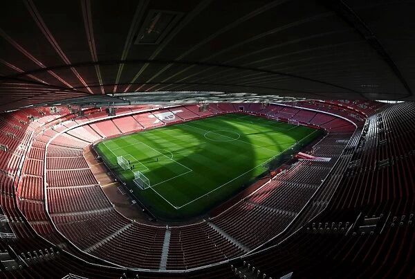 Arsenal at Emirates Stadium: Pre-Match Scene vs Crystal Palace (2013-14)