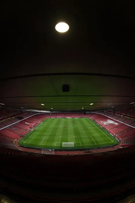 Framed Print : Arsenal at Emirates Stadium: Pre-Match Scene vs Crystal Palace, Premier League 2021-22
