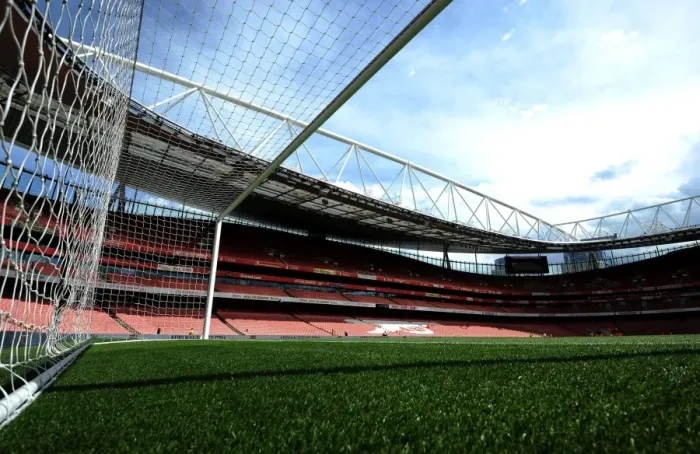 Framed Print : Arsenal at Emirates Stadium: Pre-Match Scene vs Norwich City (2015-16)