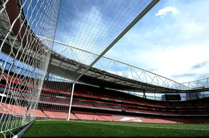 Framed Print : Arsenal at Emirates Stadium: Pre-Match Scene vs Norwich City (2015-16)