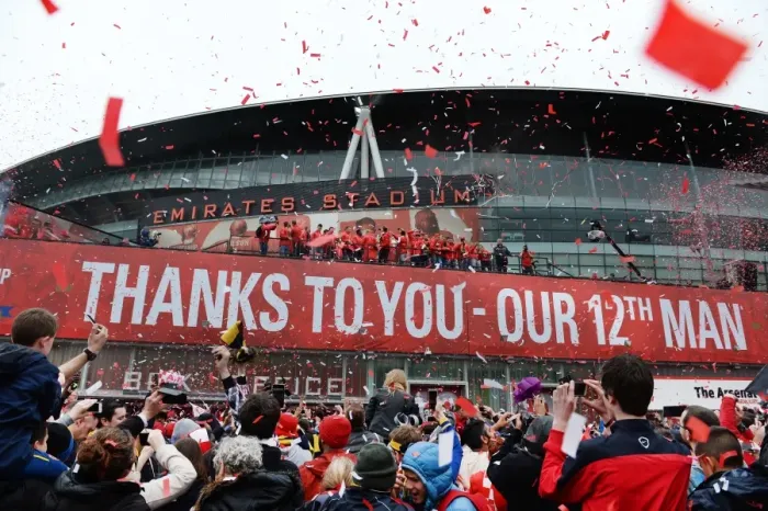 Framed Print : Arsenal FA Cup Triumph: 2014-15 Victory Parade Framed Print : Arsenal FA Cup Triumph: 2014-15 Victory Parade