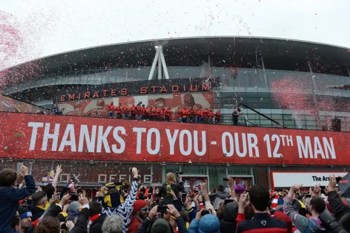 Framed Print : Arsenal FA Cup Triumph: 2014-15 Victory Parade Framed Print : Arsenal FA Cup Triumph: 2014-15 Victory Parade