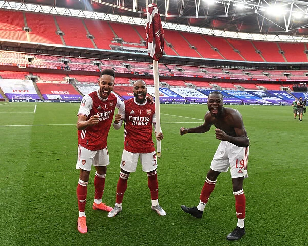 Arsenal FA Cup Triumph: Aubameyang, Lacazette, Pepe Celebrate Victory over Chelsea (2020)