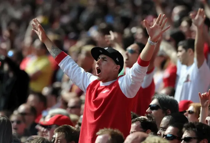 Framed Print : Arsenal fan. Arsenal 1: 0 Manchester United. Barclays Premier League. Emirates Stadium