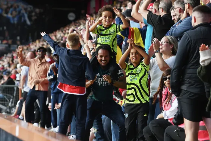 Framed Print : Arsenal Fans Celebrate at AFC Bournemouth: Premier League 2023-24