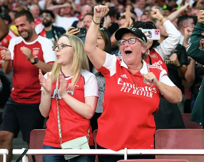 Framed Print : Arsenal Fans Celebrate Goal Against Manchester City: Premier League 2023-24