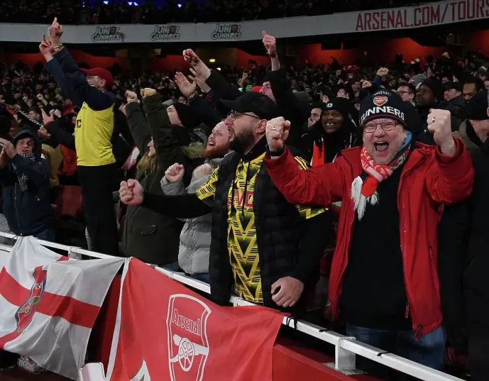 Framed Print : Arsenal Fans Celebrate Third Goal Against Manchester United in Premier League Match, Emirates Stadium, London, 2023