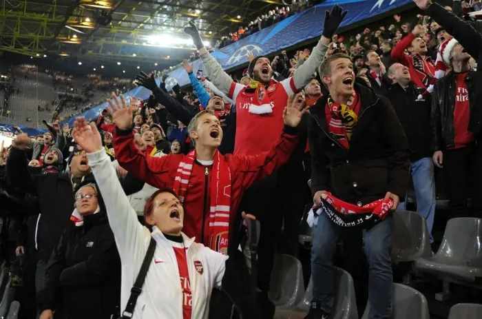 Framed Print : Arsenal Fans Celebrate Victory Over Borussia Dortmund in UEFA Champions League