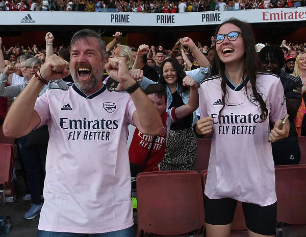 Arsenal Fans Celebrate Victory Over Fulham in 2022-23 Premier League Match