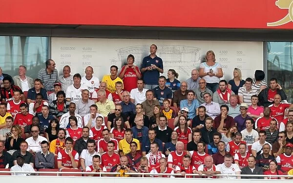 Arsenal fans on Club Level. Arsenal 1: 1 AC Milan. Emirates Cup Pre Season