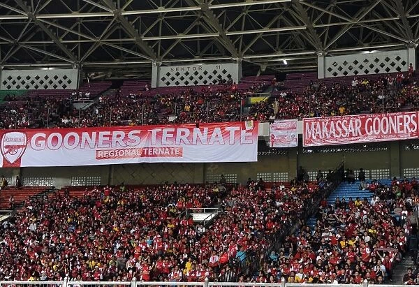 Arsenal Fans Gather Before Indonesia Dream Team Match, 2013