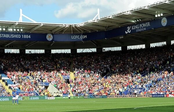 Arsenal fans. Leicester City 1: 1 Arsenal. Barclays Premier League. The King Power Stadium