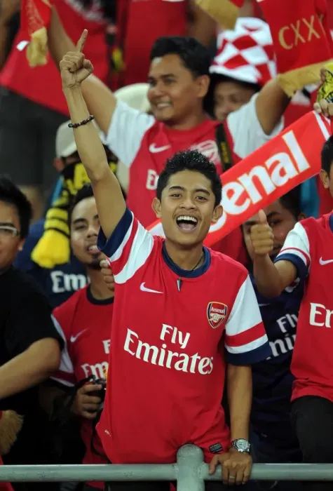 Framed Print : Arsenal Fans in Malaysia: Malaysia XI vs Arsenal (2012-13)