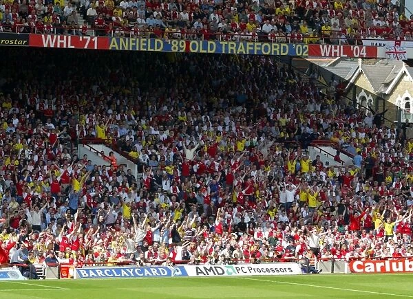 Arsenal fans in the North Bank. Arsenal 2:1 Leicester City