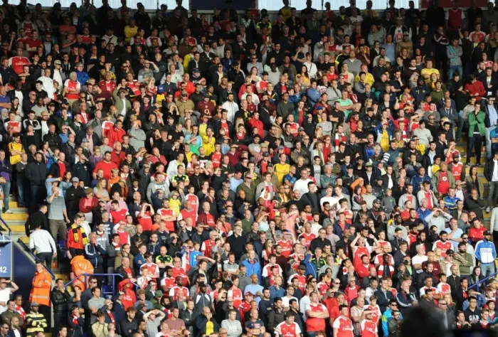 Framed Print : Arsenal Fans Passionate Support at Leicester City Match, 2016-17 Premier League Framed Print : Arsenal Fans Passionate Support at Leicester City Match, 2016-17 Premier League