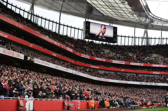 Framed Print : Arsenal Fans Pay Tribute to Late Legend David Rocastle During Match vs. Reading