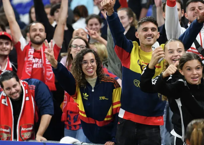Framed Print : Arsenal Fans ReACT at Olympique Lyonnais vs Arsenal WFC, UEFA Women's Champions League, Lyon 2022