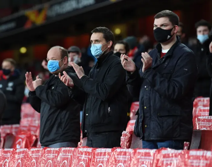 Framed Print : Arsenal Fans in Full Swing: Cheering at Emirates Stadium during Europa League Match (2020-21) Framed Print : Arsenal Fans in Full Swing: Cheering at Emirates Stadium during Europa League Match (2020-21)