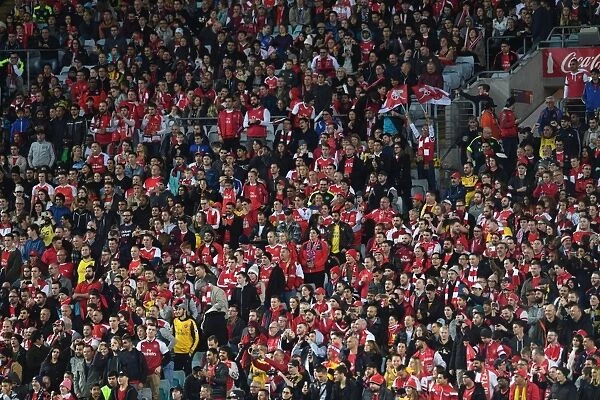 Arsenal Fans in Sydney: A Pre-Season Friendly Atmosphere (2017)