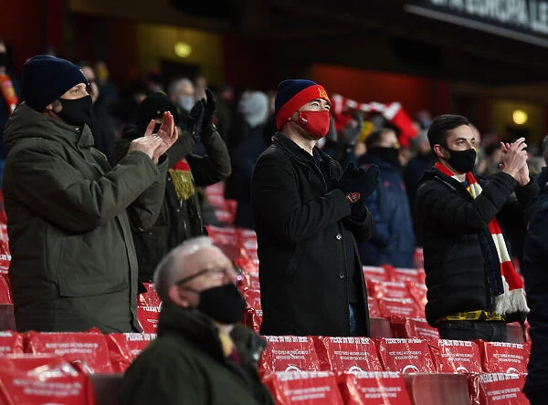 Arsenal Fans in Full Throat: Europa League Euphoria at Emirates Stadium