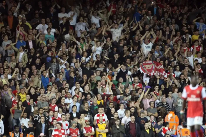 Framed Print : Arsenal fans. Tottenham Hotspur 1: 4 Arsenal (aet). Carling Cup 3rd Round Framed Print : Arsenal fans. Tottenham Hotspur 1: 4 Arsenal (aet). Carling Cup 3rd Round