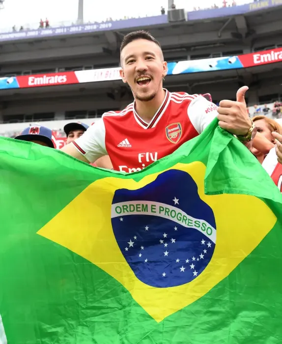 Framed Print : Arsenal Fans Unite in Baltimore for Pre-Season Showdown Against Everton