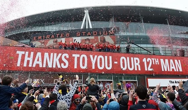 Arsenal FC: 2014-15 FA Cup Victory Parade - Celebrating Our Triumph: Arsenal FA Cup Final Victory Parade 2014-15