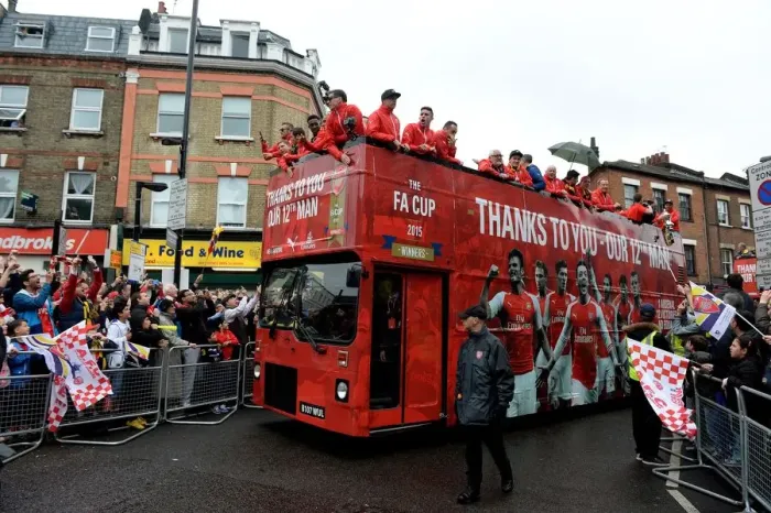 Framed Print : Arsenal FC: 2014-15 FA Cup Victory Parade - Celebrating Our Glory: Arsenal FA Cup Final Victory Parade 2014-15