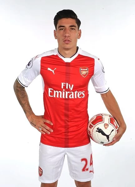 Arsenal FC 2016-17: Hector Bellerin at First Team Photoshoot