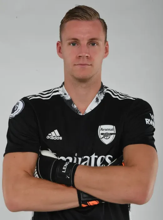 Framed Print : Arsenal FC 2020-21: Bernd Leno in Training Session
