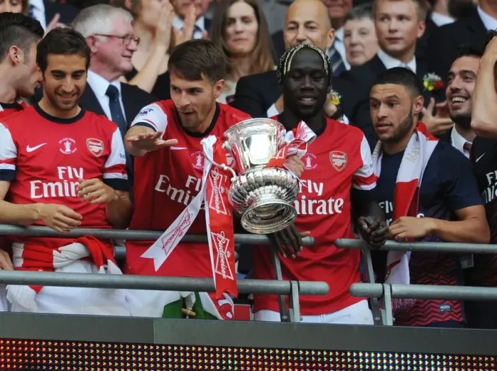 Framed Print : Arsenal FC: Aaron Ramsey's FA Cup Triumph over Hull City Framed Print : Arsenal FC: Aaron Ramsey's FA Cup Triumph over Hull City
