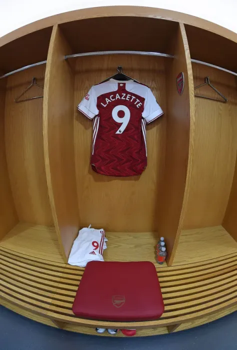 Framed Print : Arsenal FC: Alex Lacazette's Pre-Match Routine vs Watford (2019-20) Framed Print : Arsenal FC: Alex Lacazette's Pre-Match Routine vs Watford (2019-20)