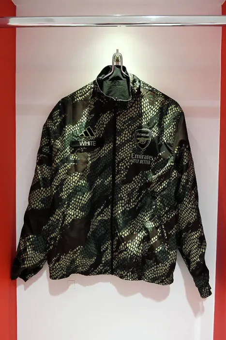 Framed Print : Arsenal FC: Ben White's Warm-Up Jacket in the Emirates Dressing Room (Arsenal v Sheffield United, 2023-24)