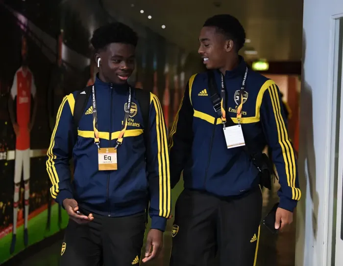 Framed Print : Arsenal FC: Bukayo Saka and Joe Willock Unite Before Battle Against Vitoria Guimaraes at Emirates Stadium