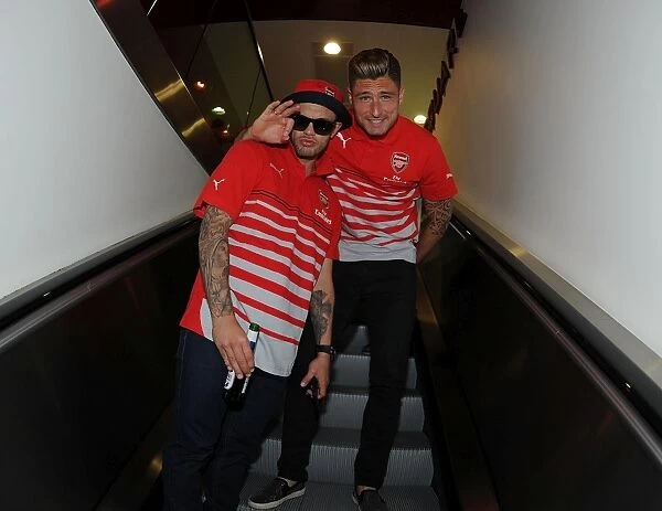 Arsenal FC: Champions Jack Wilshere and Olivier Giroud Celebrate FA Cup Victory