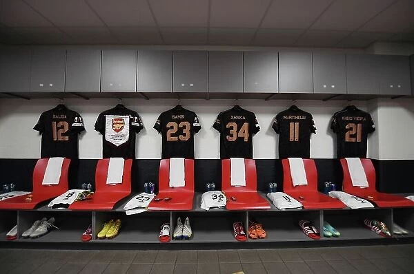 Arsenal FC in the Changing Room before PSV Eindhoven Clash - UEFA Europa League 2022-23