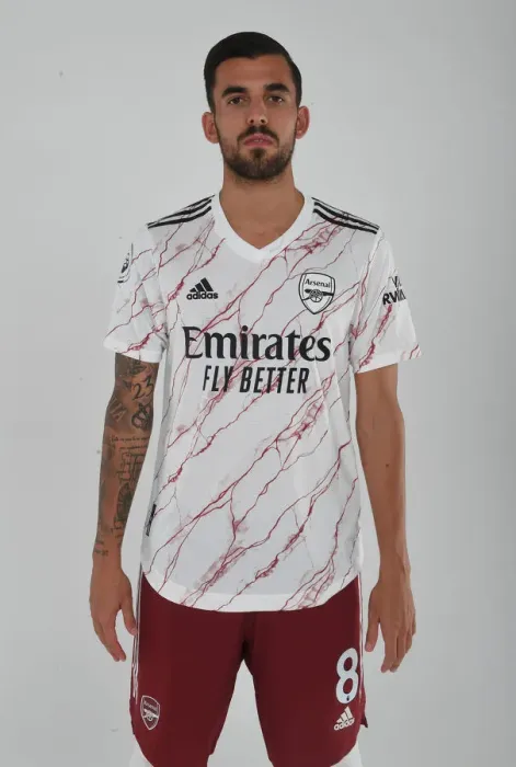 Framed Print : Arsenal FC: Dani Ceballos at 2020-21 Training Session Framed Print : Arsenal FC: Dani Ceballos at 2020-21 Training Session
