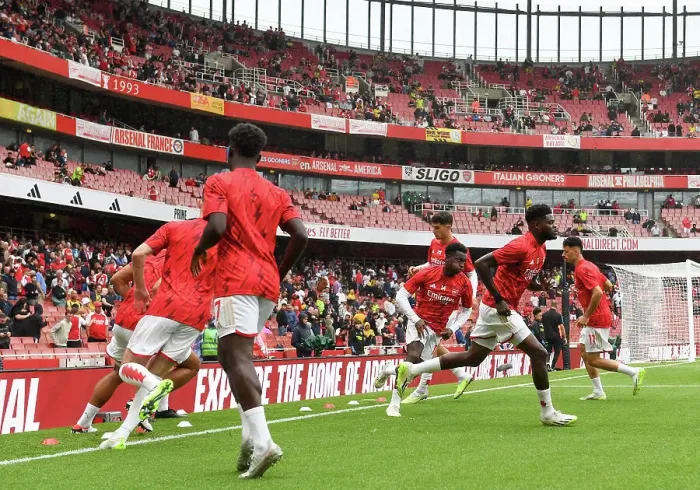Framed Print : Arsenal FC: Eddie Nketiah and Thomas Partey Warm Up Ahead of Arsenal v Nottingham Forest (2023-24)