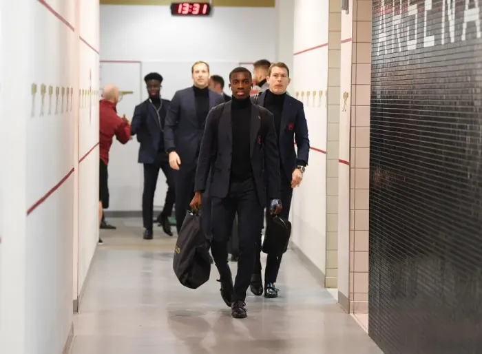 Framed Print : Arsenal FC: Eddie Nketiah's Pre-Match Routine vs Fulham (Premier League, 2018-19) Framed Print : Arsenal FC: Eddie Nketiah's Pre-Match Routine vs Fulham (Premier League, 2018-19)
