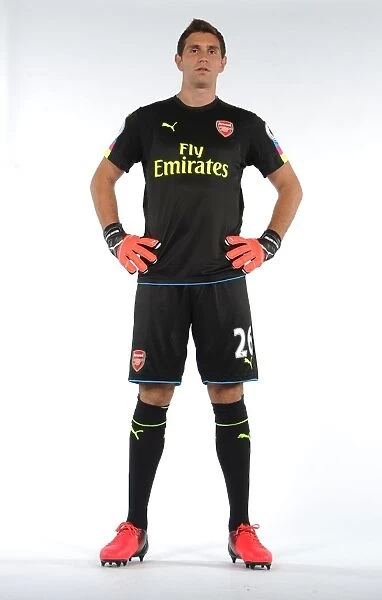 Arsenal FC: Emiliano Martinez at 2016-17 First Team Photocall