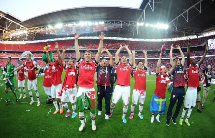 Framed Print : Arsenal FC: FA Cup Victory over Hull City (2014)
